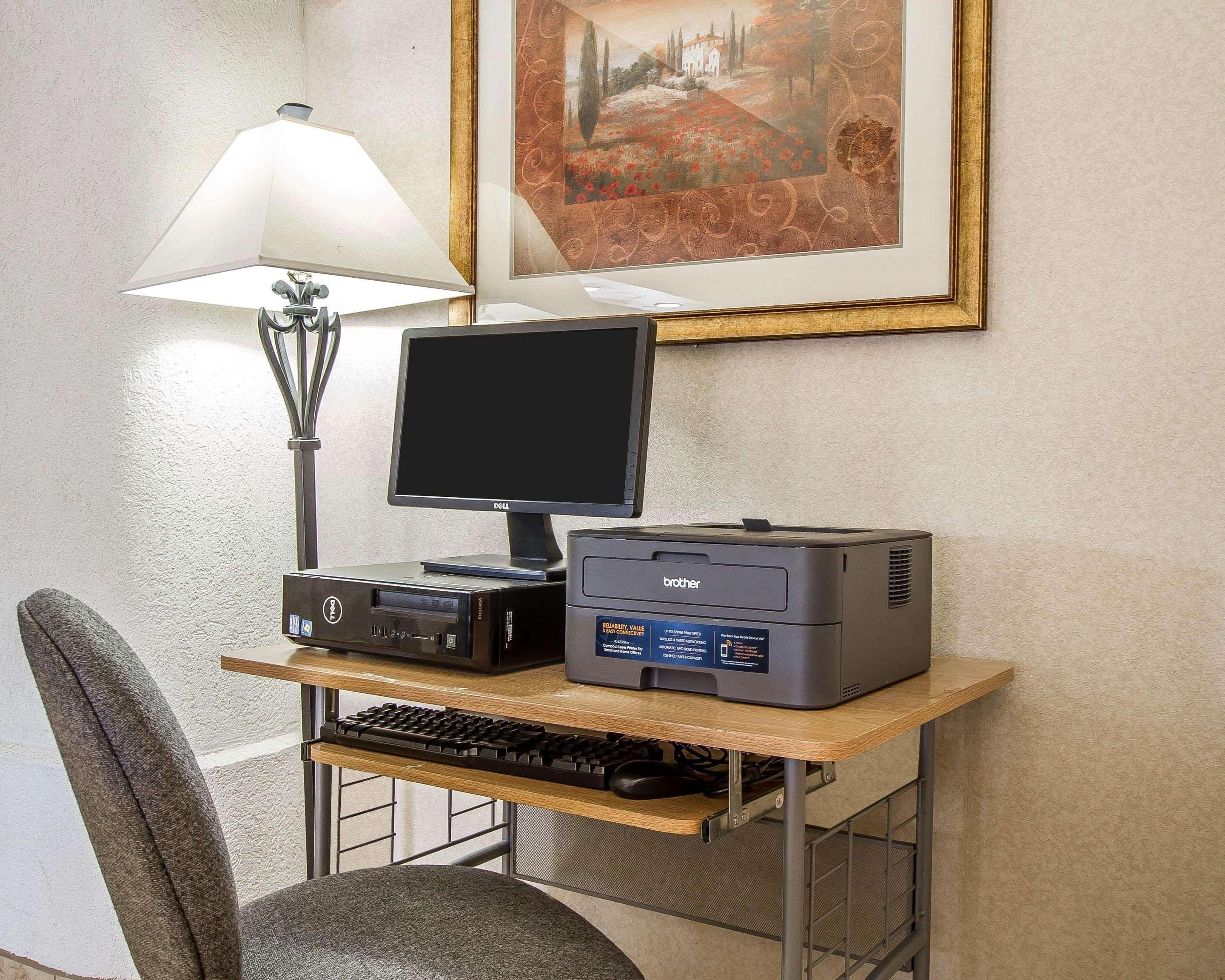 Comfort Suites Peoria Sports Complex Экстерьер фото