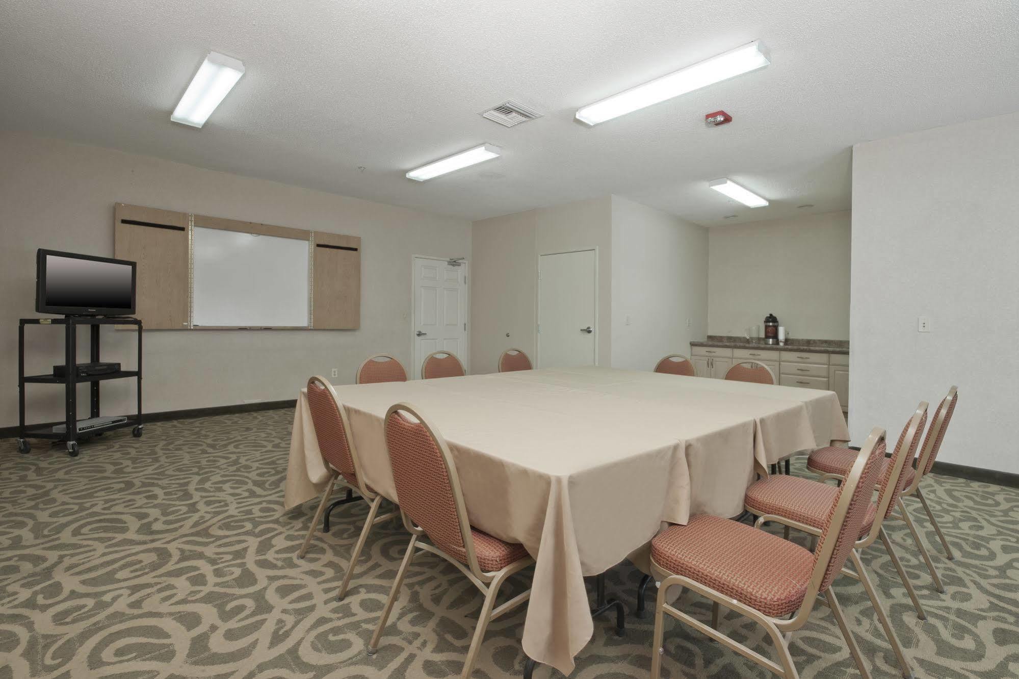 Comfort Suites Peoria Sports Complex Экстерьер фото