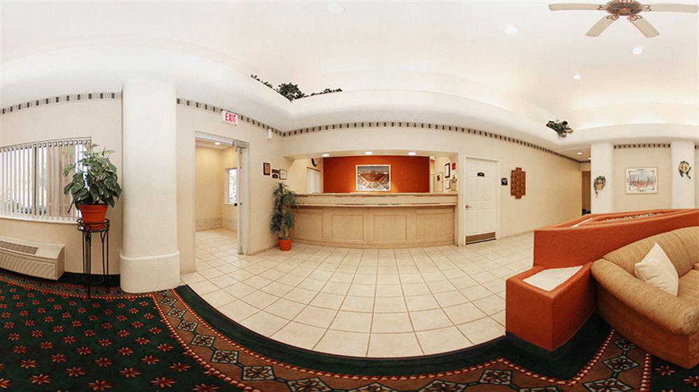 Comfort Suites Peoria Sports Complex Экстерьер фото